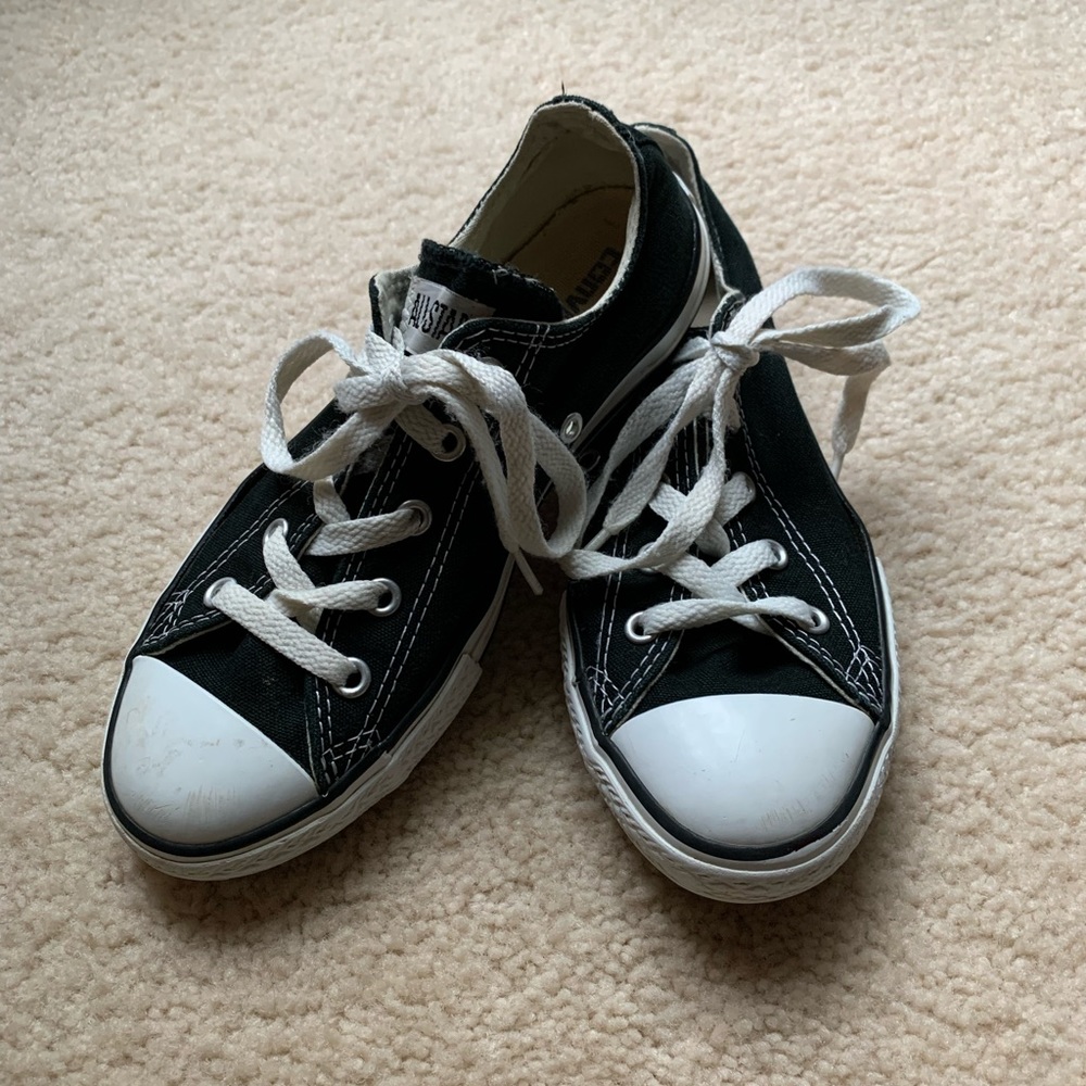 Converse Chuck Taylor Size 2